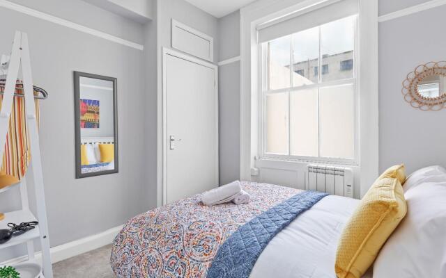 Valley Gardens View - City Centre One Bedroom Apartment