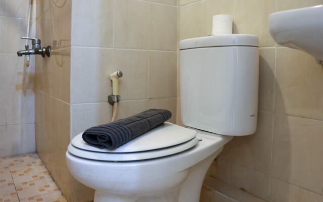 Fully Furnished And Spacious Studio At Green Bay Pluit Apartment