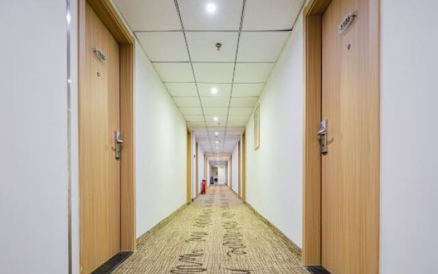 Shangziyun Hotel (Xi 'an Xiaozhai Stadium Metro Station Branch)