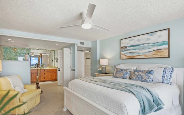 Vast Oceanfront Views Pool Patio Tennis