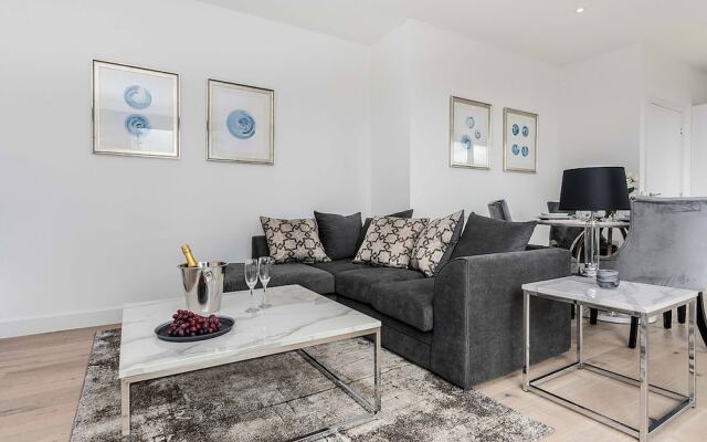 Royal Crescent Apartments Vittrum Suites