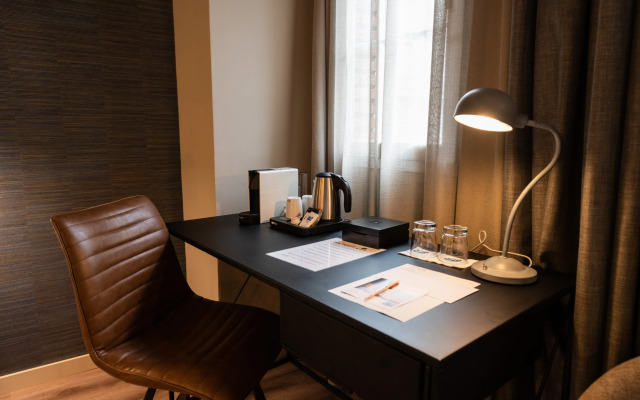 Atenea Rekord Suites