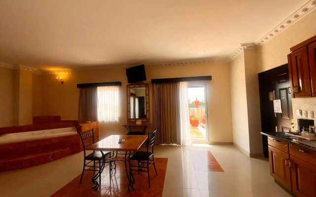 Hotel Palacio Maya