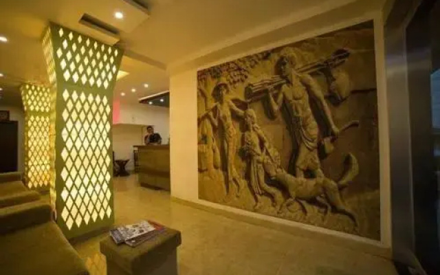 Sri Aditya Inn Boutique Hotel  by OYO Rooms