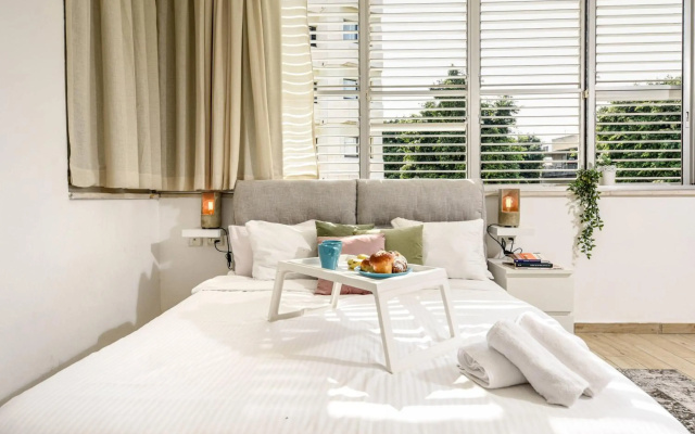 Great 3 Bedroom Apartment in The Heart of Tel Aviv