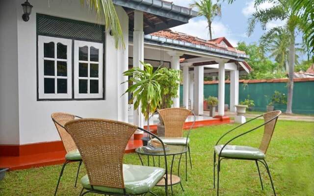 Royal Waves Negombo