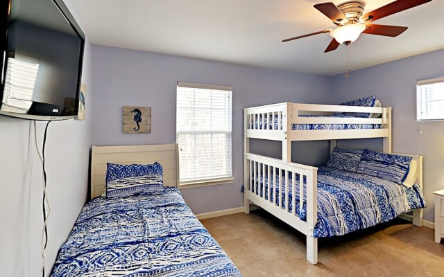 Doodle Digs - Three Bedroom Home