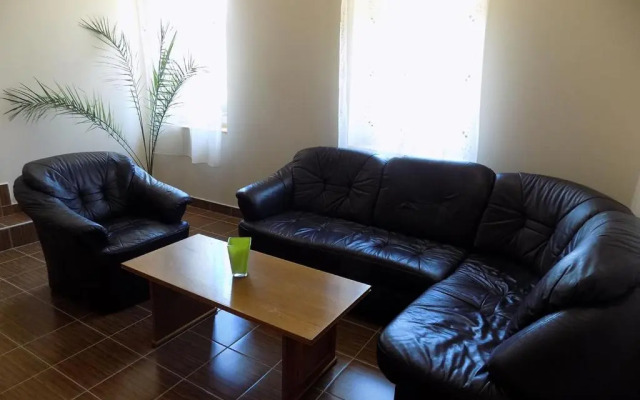 Bakterház Vendégház