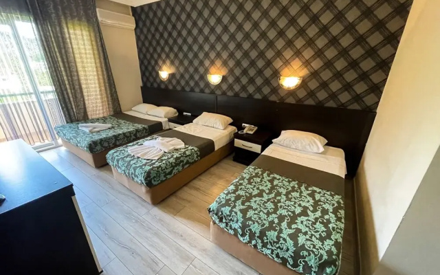 Castle Park Hotel