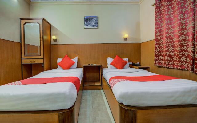 OYO Flagship 7852 Hotel Embassy