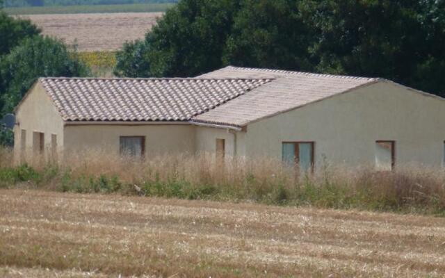 Hirondelle Holiday Home