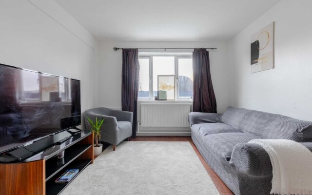 Well Located 2BD Flat 20 Mins to Tower Bridge!
