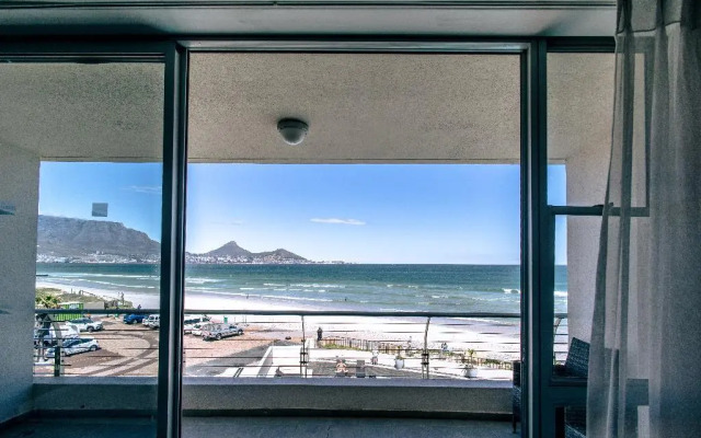 Lagoon Beach Hotel & Spa