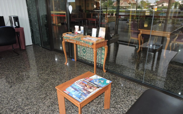 Hotel Grand Continental Kuching