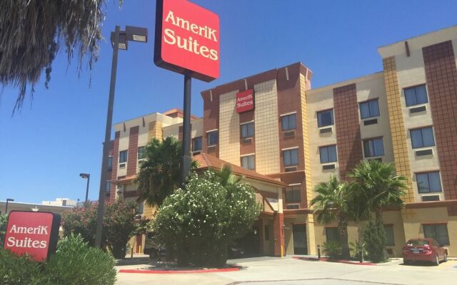 AmeriK Suites Laredo Behind Mall Del Norte