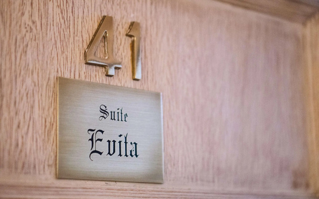 Melia Recoleta Plaza