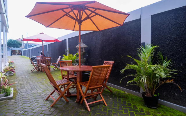RedDoorz Syariah near RS Hermina Yogyakarta