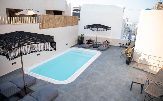 Aidani Luxurious Rooms
