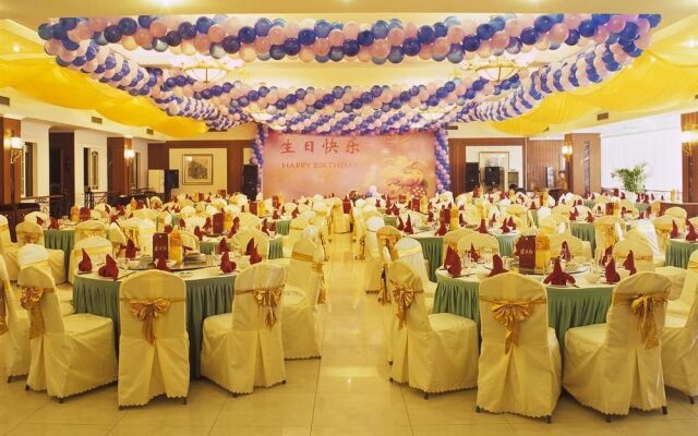 Jinhe Hotel