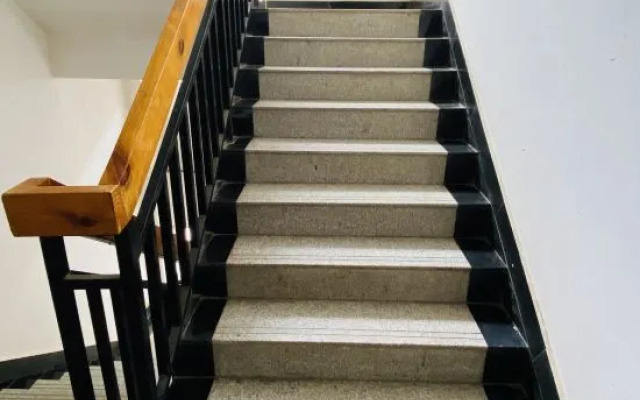 Jinlihua Business Hotel