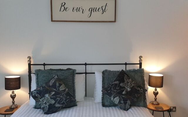 Monkton Court House B&B