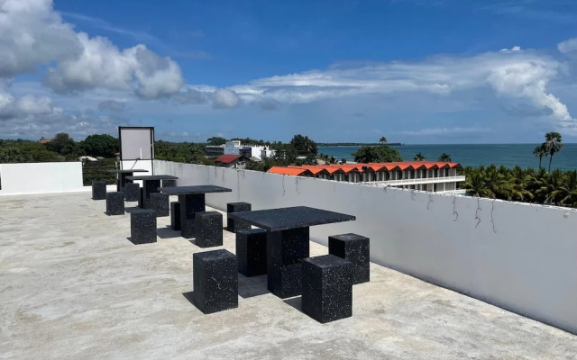 Trinco Star Hotel