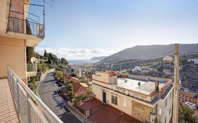 Flat 3 Bedrooms 1 Bathroom - Alassio