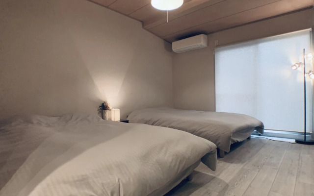 Hanazonominami Apartment 102