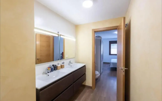 Immaculate 3-bed Apartment in Estepona