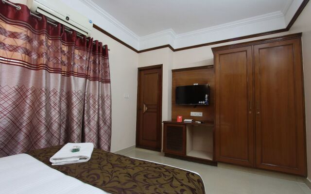 Отель Bluemoon Grand