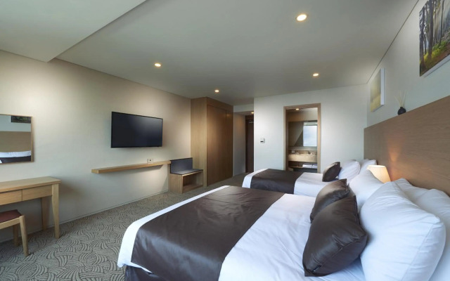 Benikea Jungmun Hotel