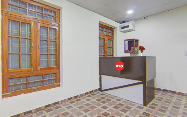 OYO Flagship 80680 Hotel Harsh Inn