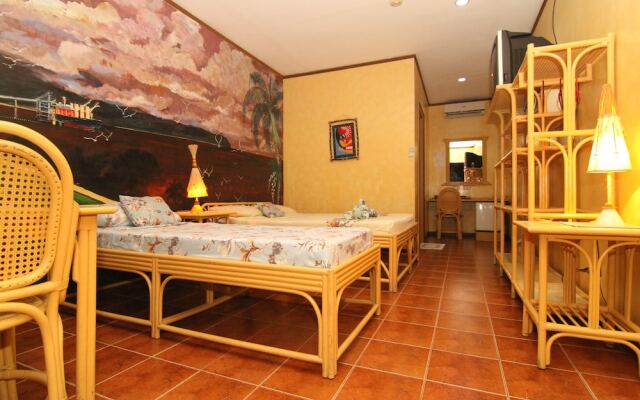 Parrot Paradise Resort