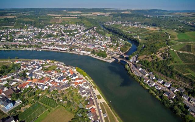 Rezas Bistro Restaurant Gästehaus