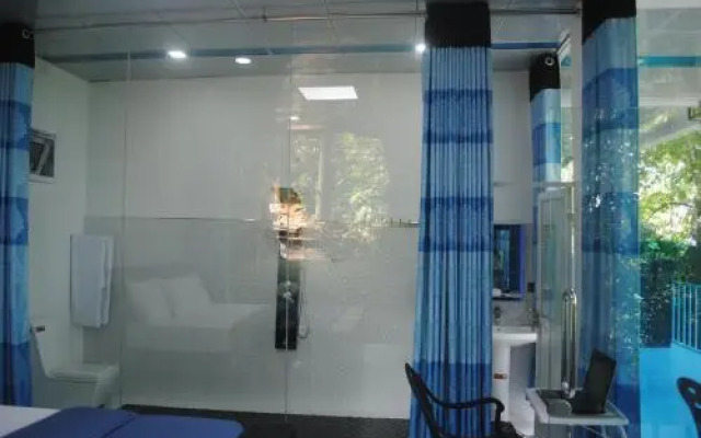 Glass Rooms Accommodations Adam's peak