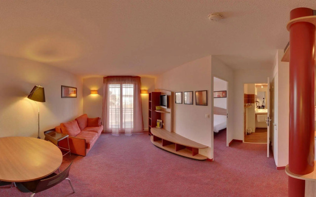 Suite - Home Orleans Saran