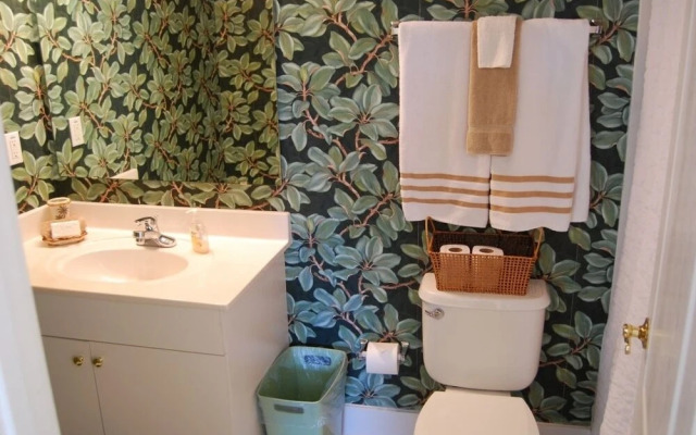 Seaclusion 18A - 2 Br Condo