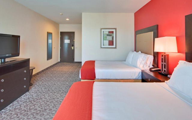 Holiday Inn Express Los Angeles Airport, an IHG Hotel