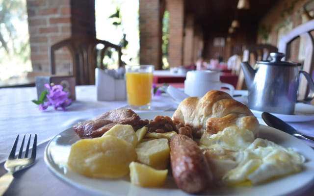 Jacaranda Lake Elementaita Lodge