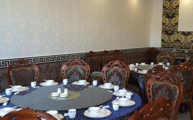Xinbao Business Hotel – Restaurant – Chifeng