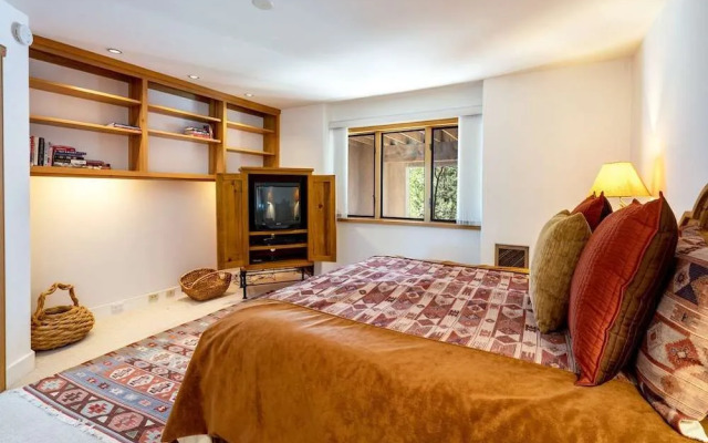 Mitchell's East Side