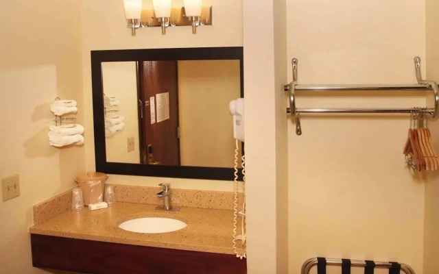 Red Roof Inn Osage Beach