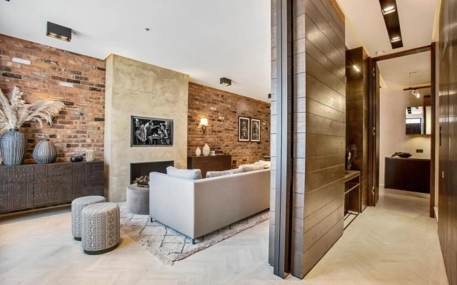 Luxurious Mews House in Pavilion Road - 3 Bedroom