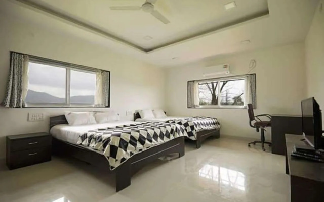 Duke's Den Resort