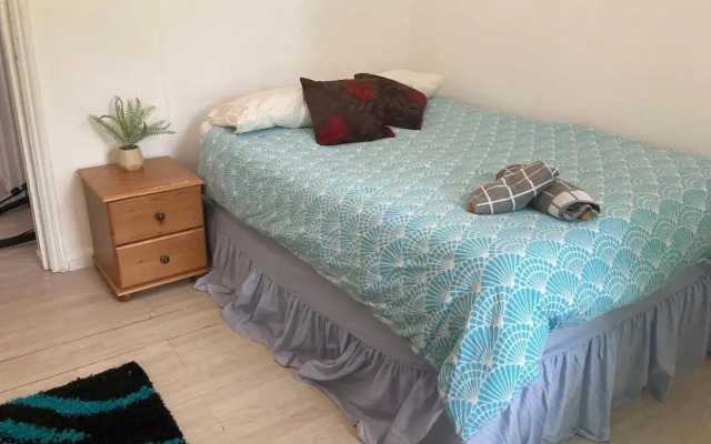 Cozy 4 Bed Flat in Islington London