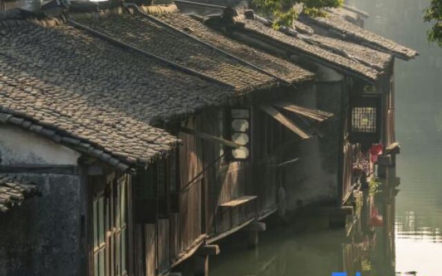 Wuzhen Xianglibaren Homestay (Wuzhen Xizha South Gate)