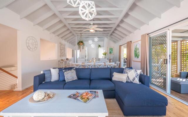Hume Street 22, Golden Beach