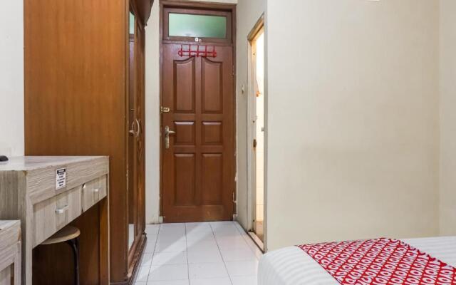 OYO 91145 G Residence