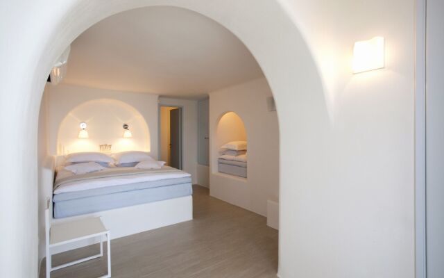 Calme Boutique Hotel Paros- Adults Only
