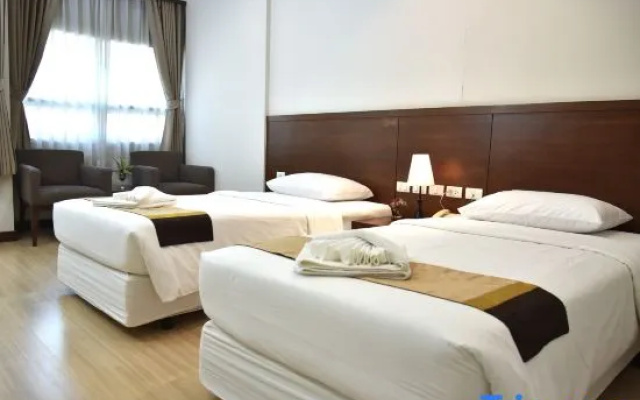 Saenpalm training home